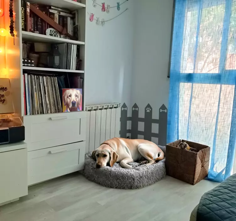 宠物贴画 园林围栏 - TenStickers